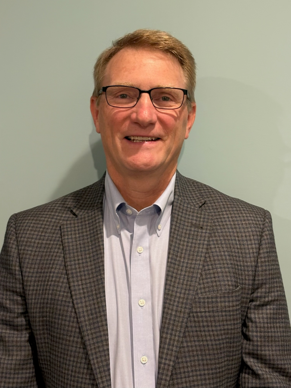 David Roberts headshot.